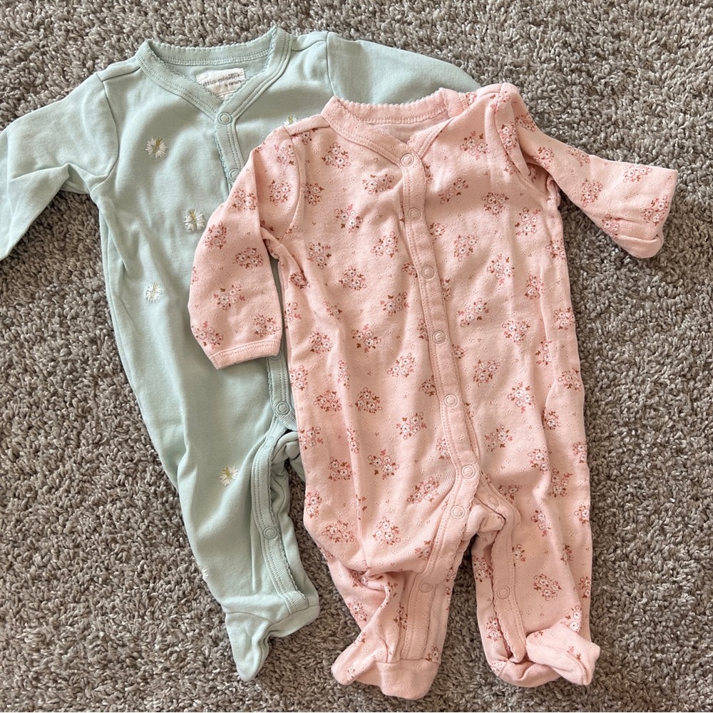 Carters Little Planet Organic Floral Pajamas Size 3 Months